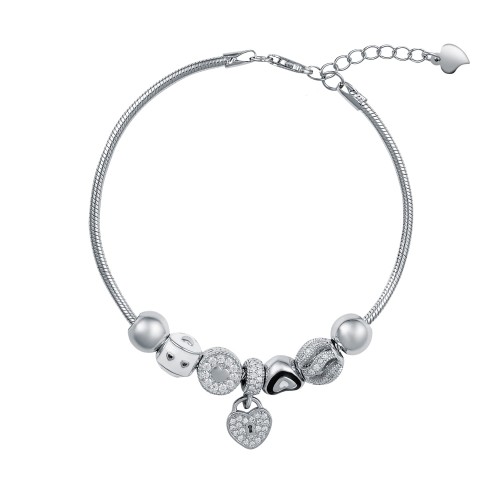 Srebrna bransoletka z zawieszkami