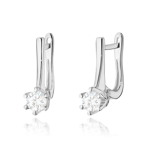 Klasyczne kolczyki z białego złota z brylantami laboratoryjnymi na angielskim zapięciu