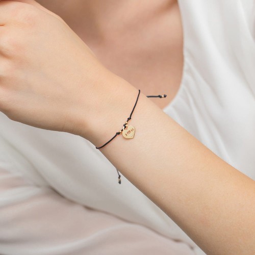 Sznurkowa brasoletka ze złotym serduszkiem i brylantem