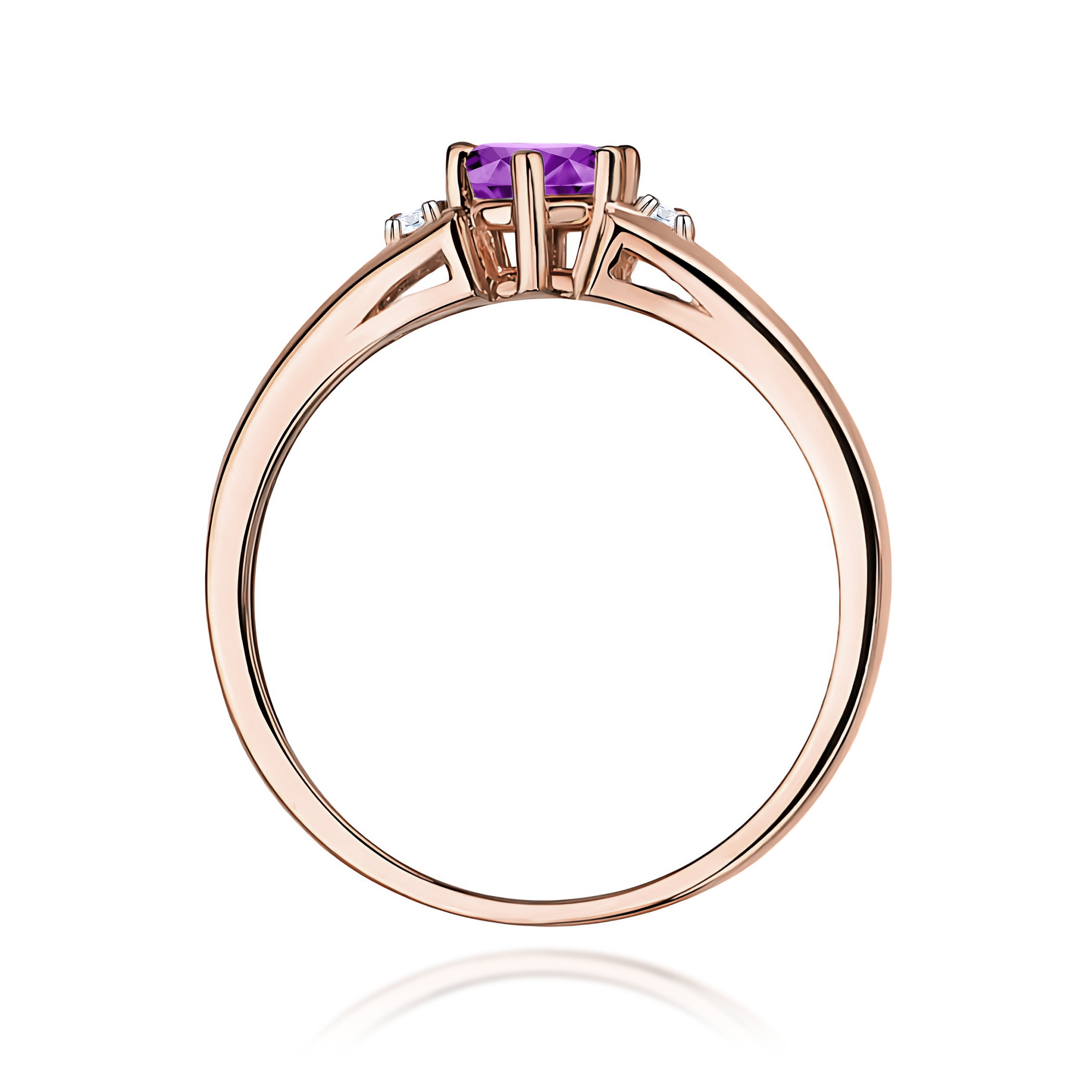 Pierścionek z okrągłym Ametystem 0,50ct oraz brylatami różowe złoto