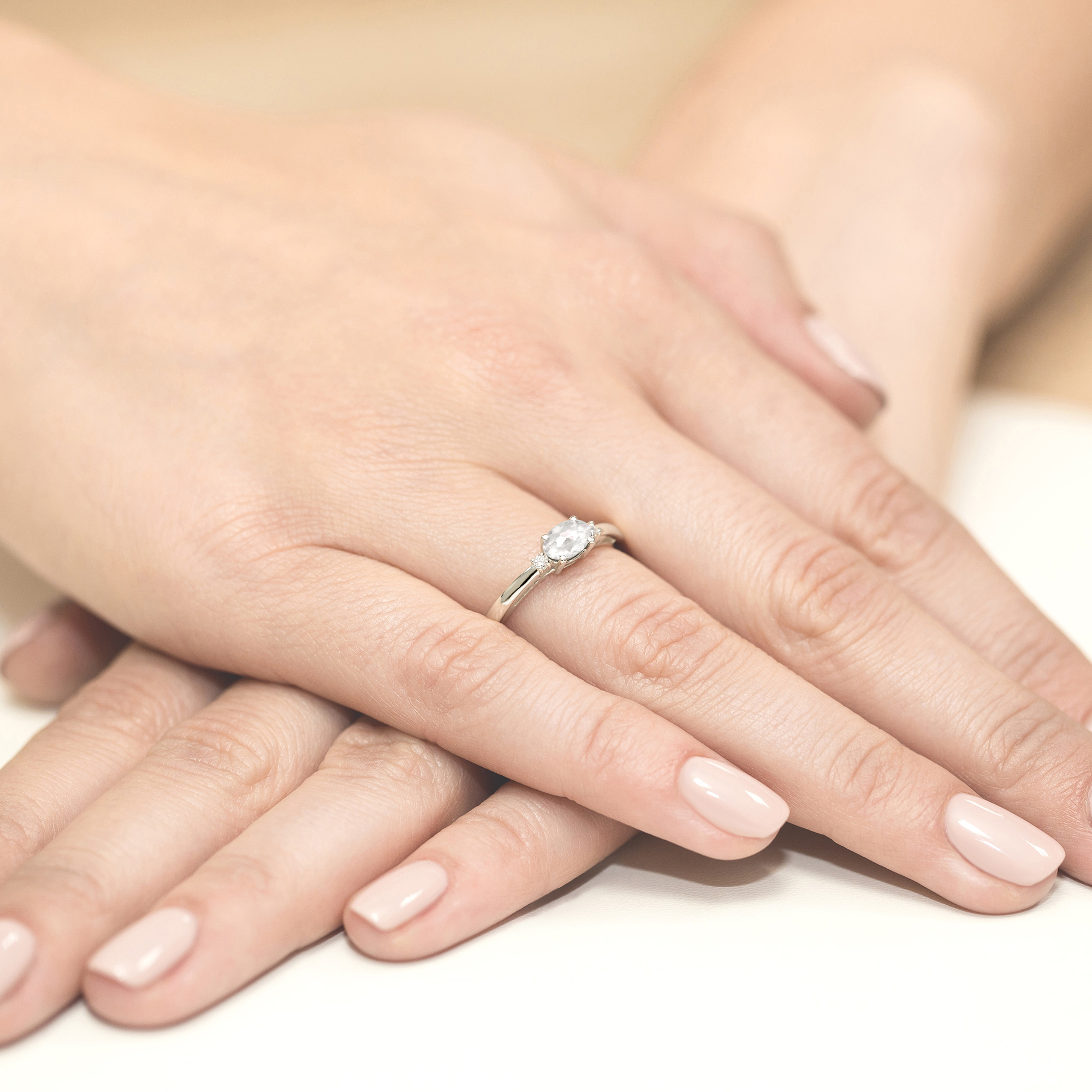 Pierścionek owalny Diament Laboratoryjny 0,40ct białe złoto